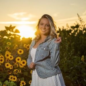 Meet your Posher, Ciara